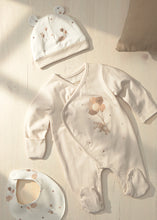 Load image into Gallery viewer, PRE ORDER - NEW AW26 Mayoral Baby Gift Set 2748 BEIGE/62