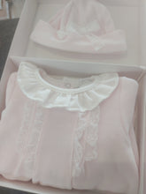 Load image into Gallery viewer, NEW AW24 Deolinda Lace Hospital Set Baby Pink 242605B