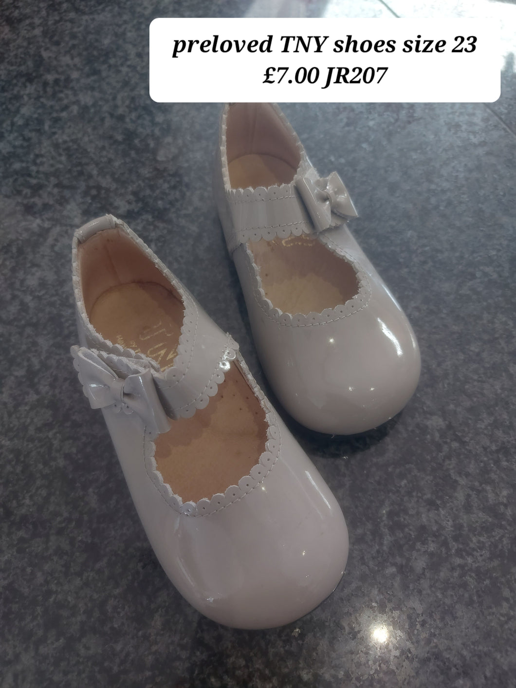 PRELOVED Preloved TNY Shoes size 23 JR207