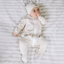 Load image into Gallery viewer, NEW AW25 Emile et Rose Kent Babygrow and hat 2617 STONE