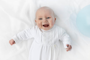 NEW AW25 Blues Baby White Unisex Velour Babygrow BB2073