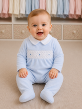 Load image into Gallery viewer, NEW AW26 Boys Blue Star Smocked Babygrow LD009