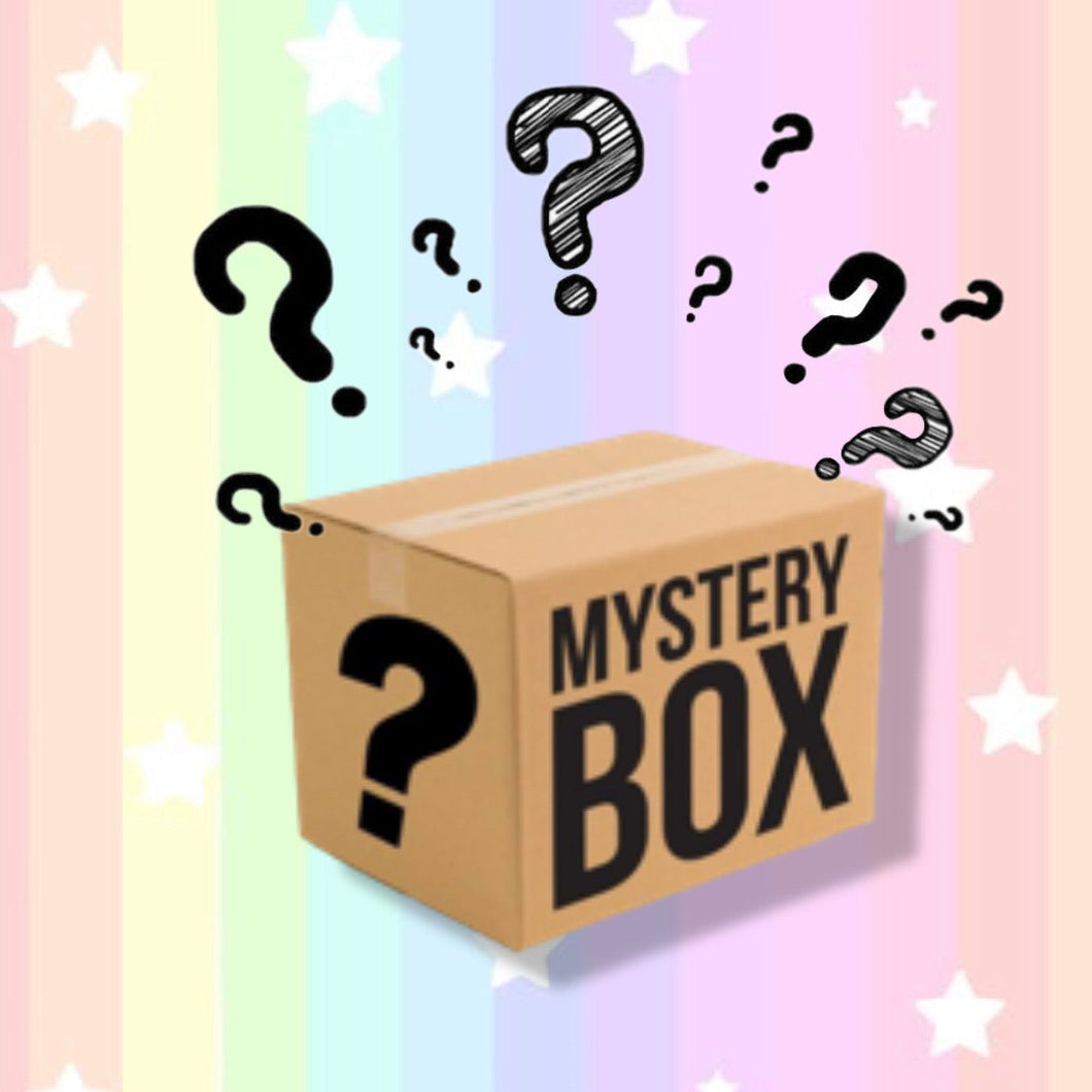 UNISEX MYSTERY BOX £40.00